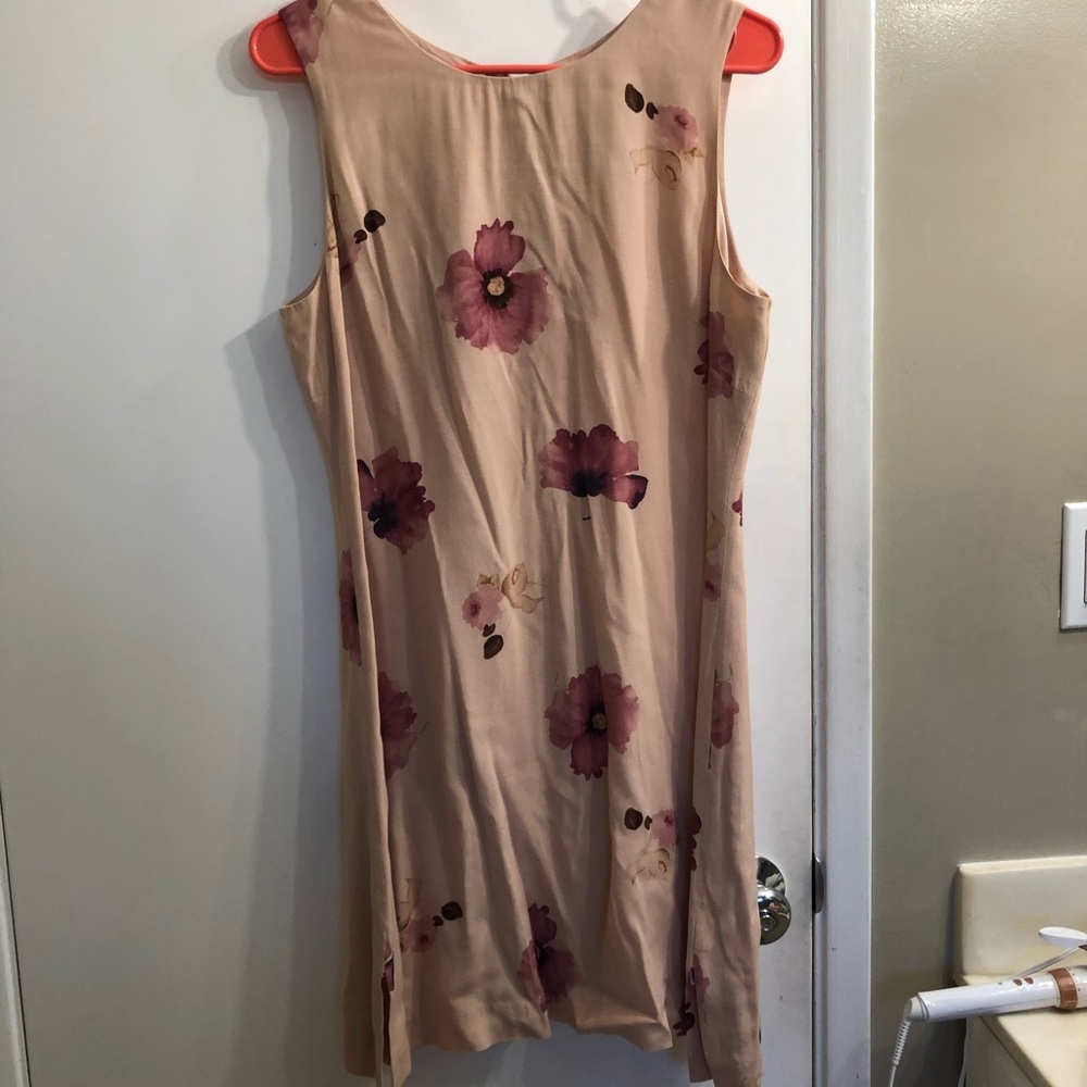 Express rayon pink/peachy floral dress 7/8